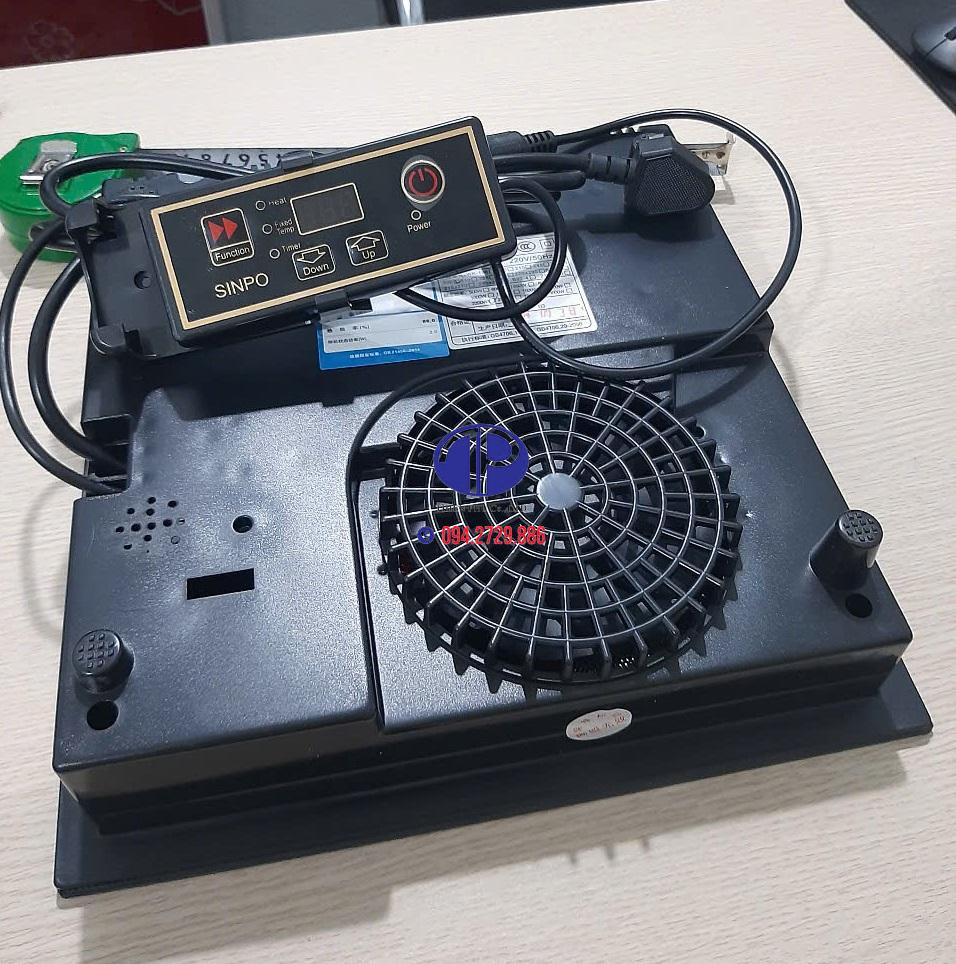 Hình ảnh chi tiết mặt sau của bếp từ vuông