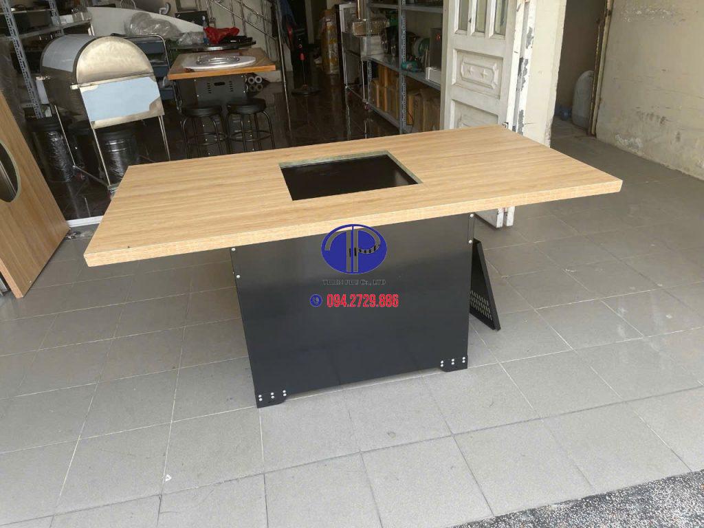 Hình ảnh thực tế chân bàn nhà hàng lẩu giá rẻ