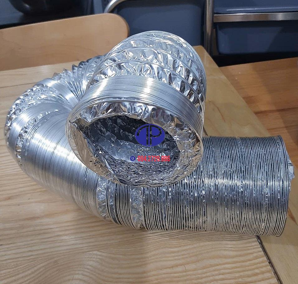 Ống gió bạc mềm dễ dàng điều chỉnh theo các hướng khác nhau