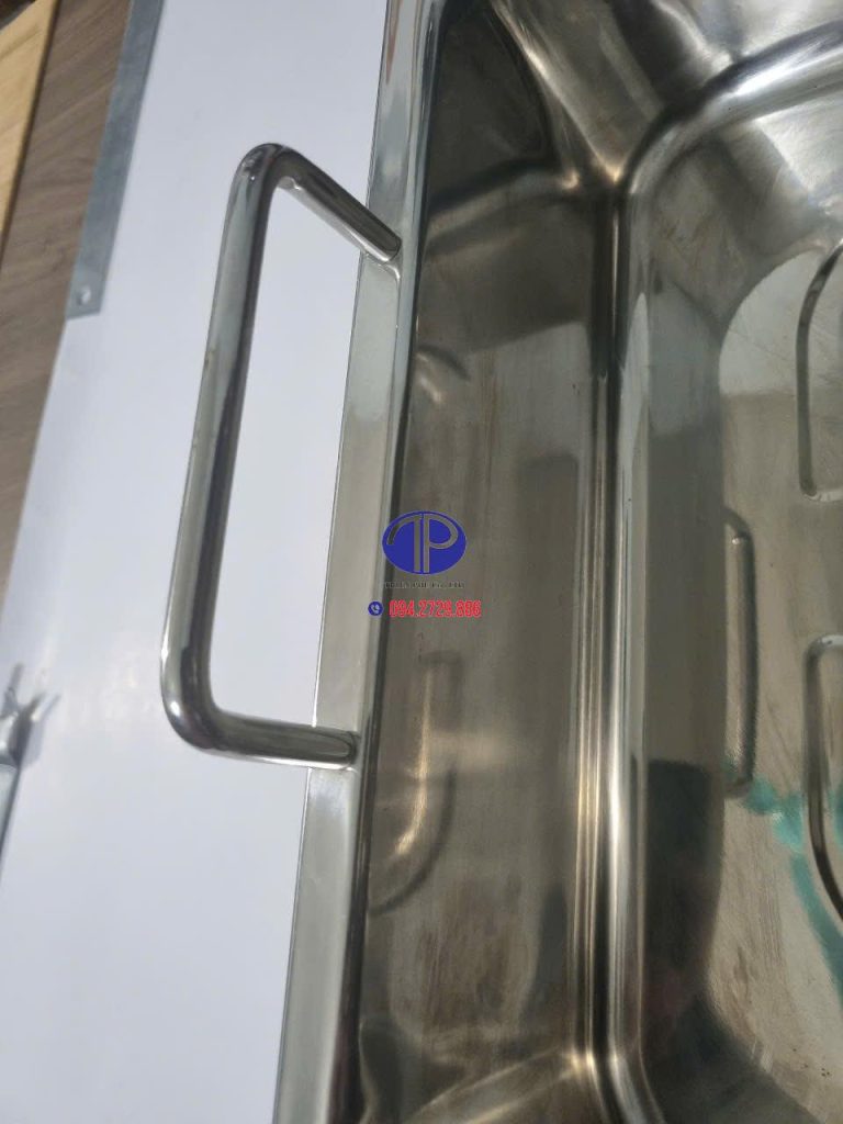 Tay cầm chắc chắn an toàn khi sử dụng