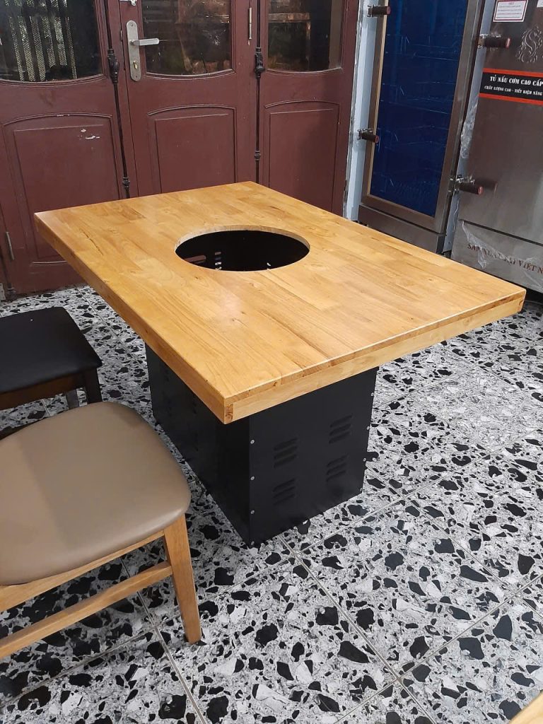 Bàn ghế lẩu nướng giá rẻ cho nhà hàng