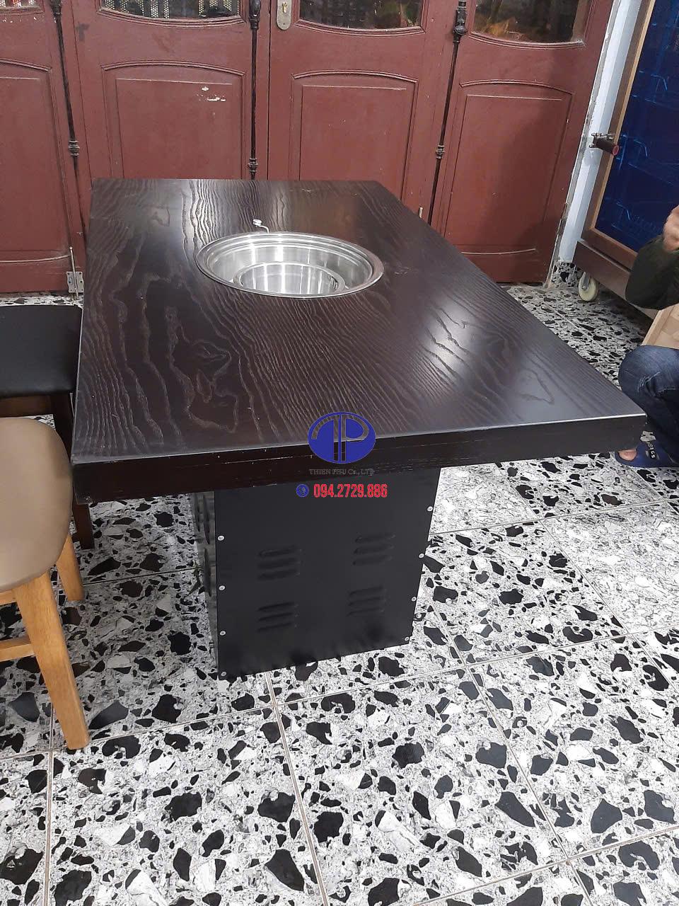 Chân bàn bếp nướng khung sắt cao cấp